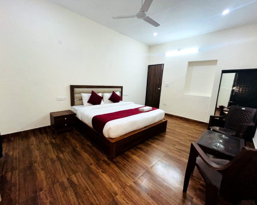 b4 safdarjung enclave guest house lease