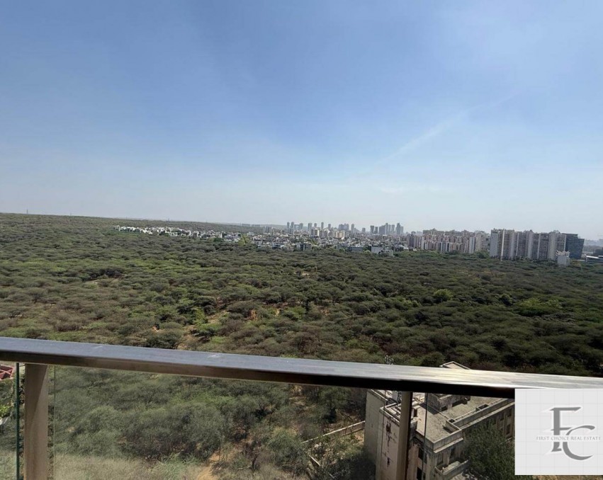 DLF The Crest , 16th Floor, 3 BHK + Maid's Room